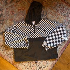 Cropped pullover windbreaker